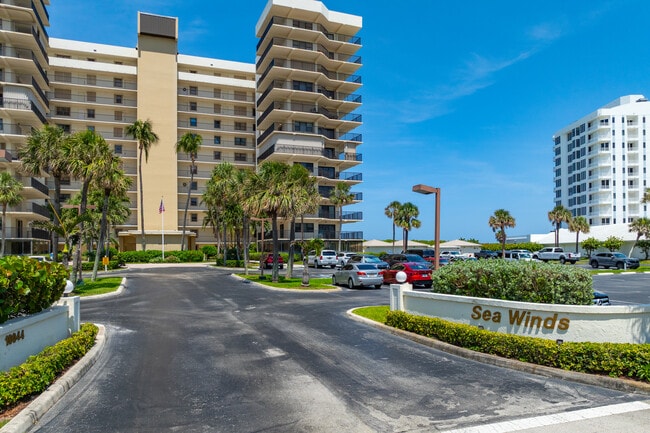 Sea Winds Condominium in Jensen Beach, FL - Building Photo - Building Photo