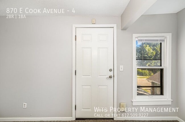 870 Cook Ave E in St. Paul, MN - Building Photo - Building Photo