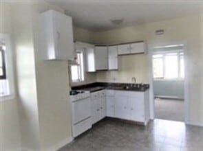 71 Bay St in Hull, MA - Building Photo - Building Photo