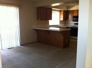 387 Redwood Heights Ct in Marina, CA - Building Photo - Building Photo