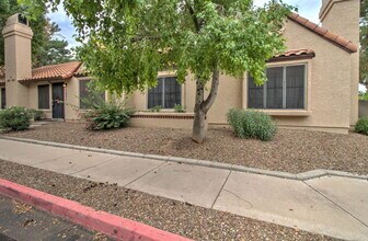 921 W University Dr in Mesa, AZ - Building Photo - Building Photo