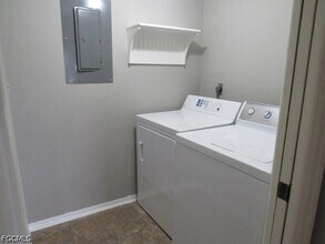 10022 Oxfordshire Ln SW in Ft. Myers, FL - Building Photo - Building Photo