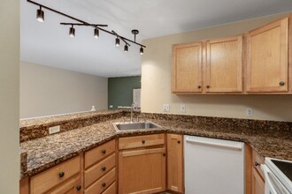 2847 Barclay Way in Ann Arbor, MI - Building Photo - Building Photo