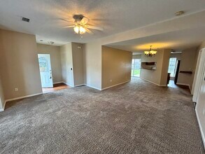 2175 Hagood Loop in Crestview, FL - Building Photo - Building Photo