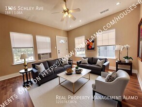 1506 Schley Ave in San Antonio, TX - Building Photo - Building Photo
