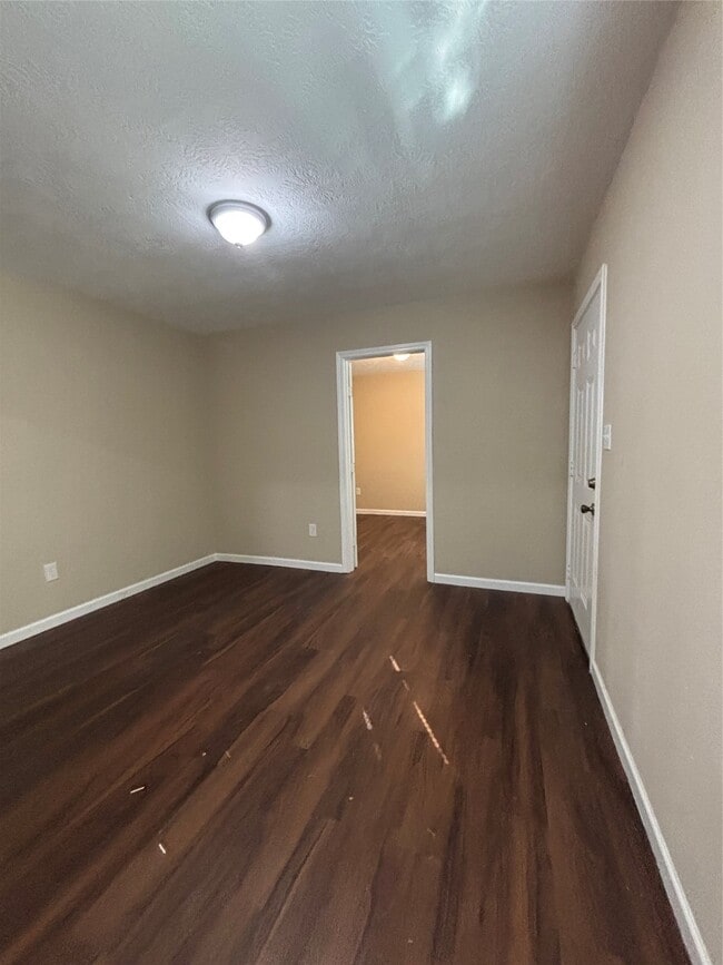 property at 17109 River Rd