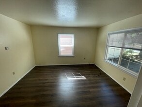 1129 Martin Ave in South Lake Tahoe, CA - Building Photo - Building Photo