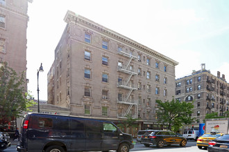 519 Columbus Ave in New York, NY - Building Photo - Building Photo