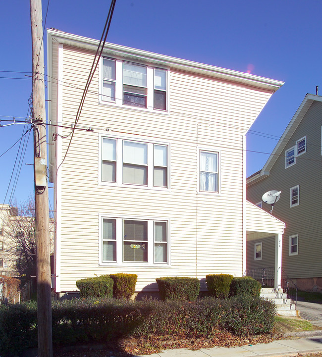 210 Franklin St in Fall River, MA - Foto de edificio - Building Photo