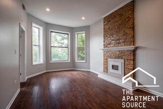 1711 N Kedzie Ave, Unit 2 in Chicago, IL - Foto de edificio - Building Photo