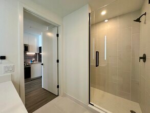 154 NE 23rd St, Unit S in Miami, FL - Building Photo - Building Photo