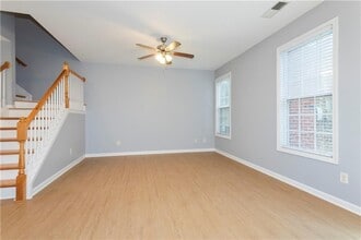 995 Treymont Way SW in Lawrenceville, GA - Foto de edificio - Building Photo