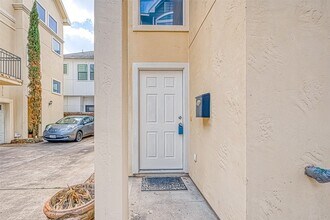 1604 Holman St in Houston, TX - Building Photo - Building Photo
