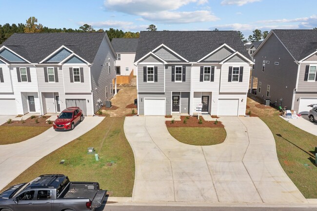 410 Blockade Shl Ln in Jacksonville, NC - Building Photo - Building Photo