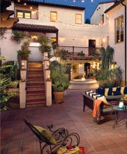 7 Fountains in West Hollywood, CA - Building Photo - Building Photo