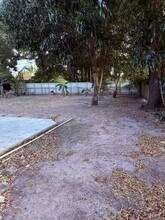 532 NW 106th St in Miami, FL - Building Photo - Building Photo