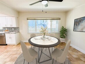 4640 W Lamb Ave in Tampa, FL - Building Photo - Building Photo