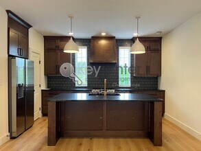 1064 Amelia Ct in East Ridge, TN - Building Photo - Building Photo