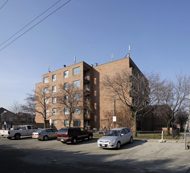 Frankel Lambert II in Toronto, ON - Building Photo