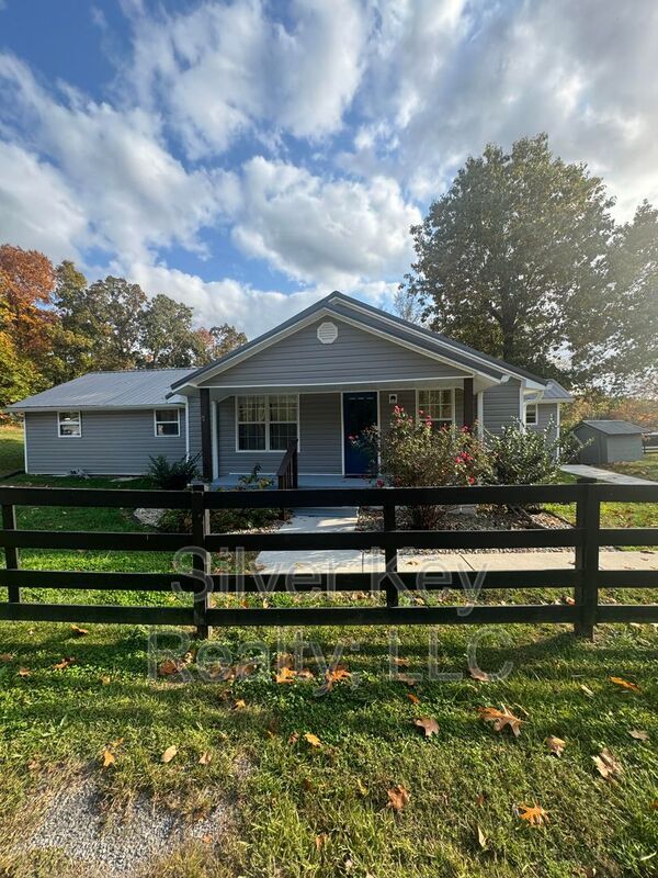 1858 Reed Rd in Ten Mile, TN - Building Photo - Building Photo