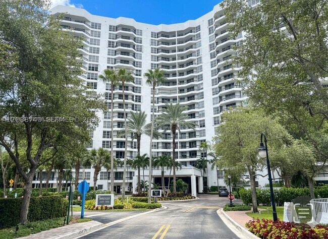 property at 3600 Mystic Pointe Dr