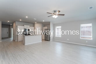 8425 Beltmill Pkwy in Fort Worth, TX - Building Photo - Building Photo