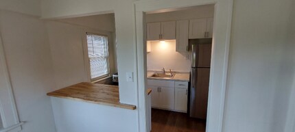 913 E Kilbourn Ave-Unit -31 in Milwaukee, WI - Building Photo - Building Photo