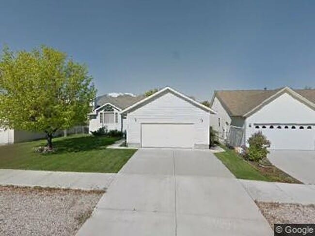 property at 129 Alice Ave