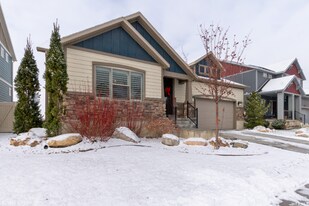2263 N 725 W in Centerville, UT - Building Photo