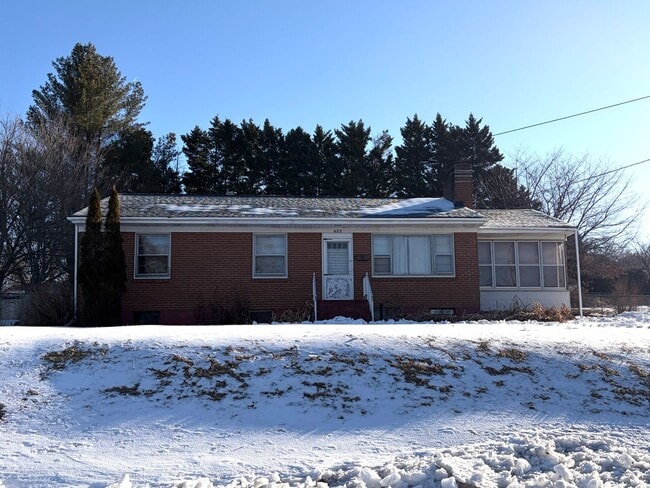 property at 622 Hayes Dr