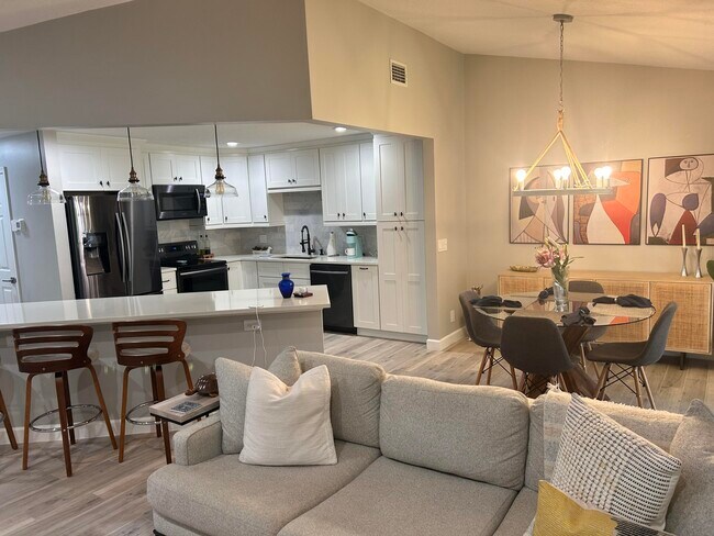 property at 5710 Coach House Cir