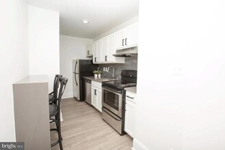 1020 N Calvert St in Baltimore, MD - Building Photo - Building Photo