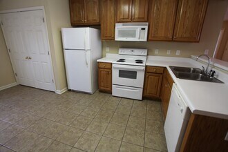 1982 Downs Way in Auburn, AL - Building Photo - Building Photo