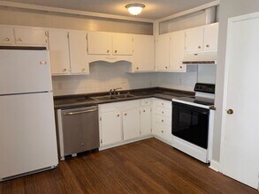 14007 Glenview Dr SW in Huntsville, AL - Building Photo - Building Photo
