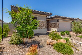 15834 S 177th Ave in Goodyear, AZ - Building Photo - Building Photo
