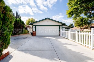 4525 Panorama Dr