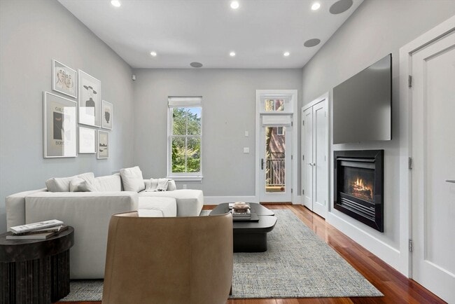 property at 32 Clarendon St