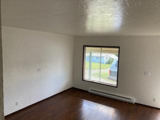 234 SE Darrell Ave in Winston, OR - Building Photo - Building Photo