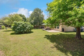 8408 Island Ct in Fort Worth, TX - Foto de edificio - Building Photo