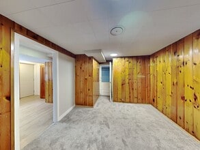 2092 Bush Ave E in St. Paul, MN - Building Photo - Building Photo