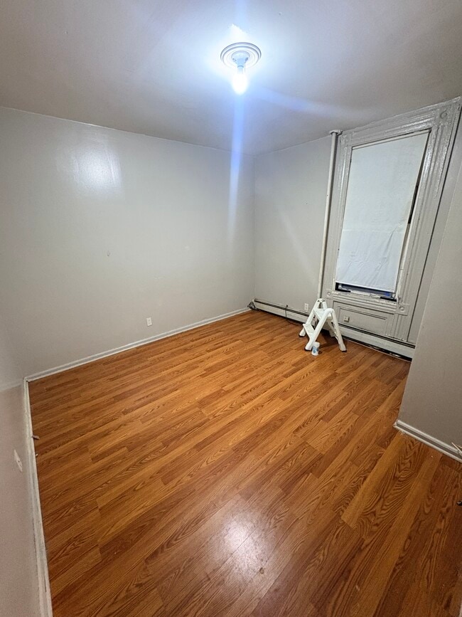 112 Marshall St in Elizabeth, NJ - Building Photo - Building Photo