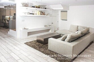 947 4th St in Santa Monica, CA - Building Photo - Building Photo