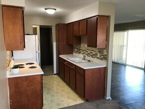 795 East 6th St in St. Paul, MN - Building Photo - Interior Photo