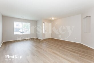 1742 E Leslie Ave in San Tan Valley, AZ - Building Photo - Building Photo