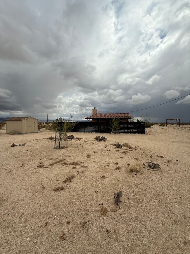 3125 Canyon Rd in Twentynine Palms, CA - Building Photo - Building Photo