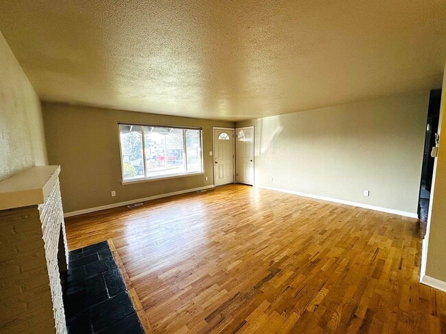 3601 N Bristol St in Tacoma, WA - Building Photo - Building Photo