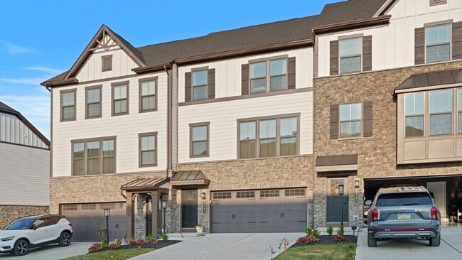 6003 Ruby Wy in Seven Fields, PA - Building Photo - Building Photo