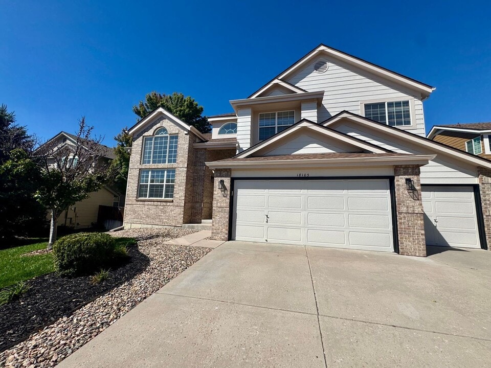 18103 E Dorado Dr in Centennial, CO - Building Photo
