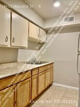9411 Hollock St in Houston, TX - Building Photo - Building Photo