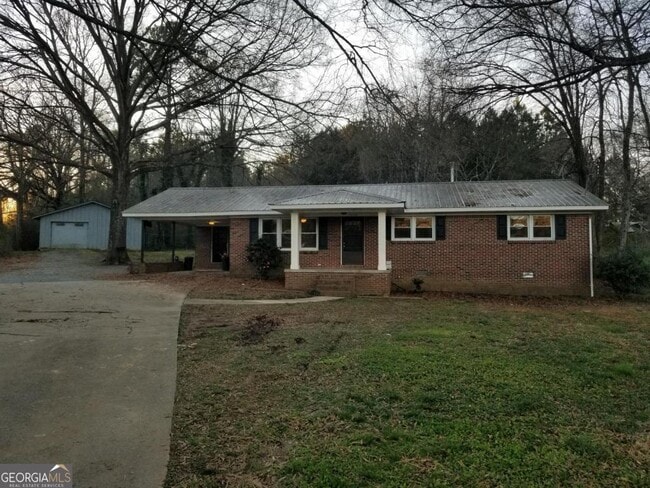 property at 5003 Calhoun Rd NE